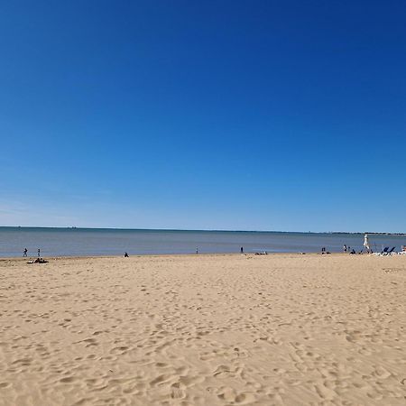 Bel Appartement T2 Avec Balcon, Wifi Et Parking Pres De La Plage - Fr-1-706-2 Châtelaillon-Plage Εξωτερικό φωτογραφία